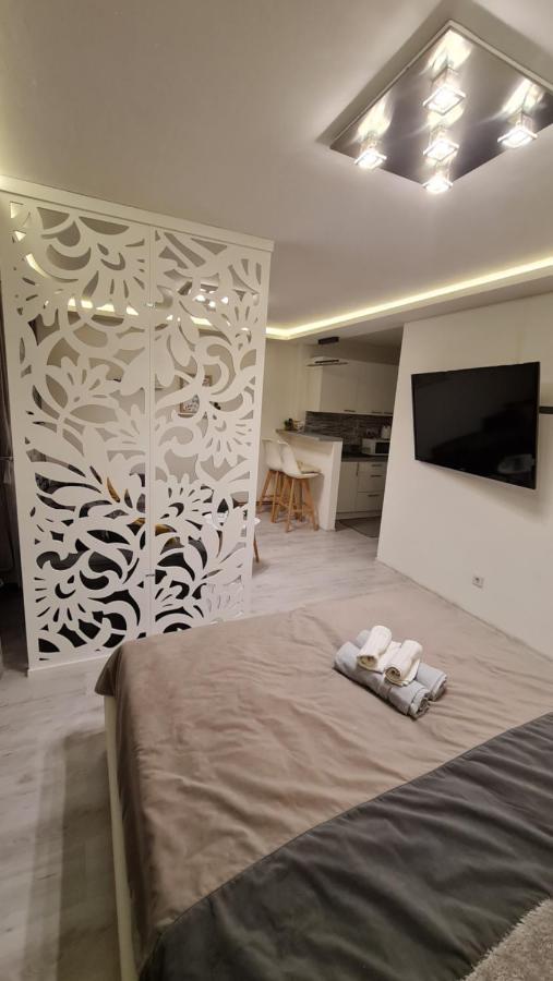 Greylux Heart Of Oldtown Sarajevo Apartment Bagian luar foto