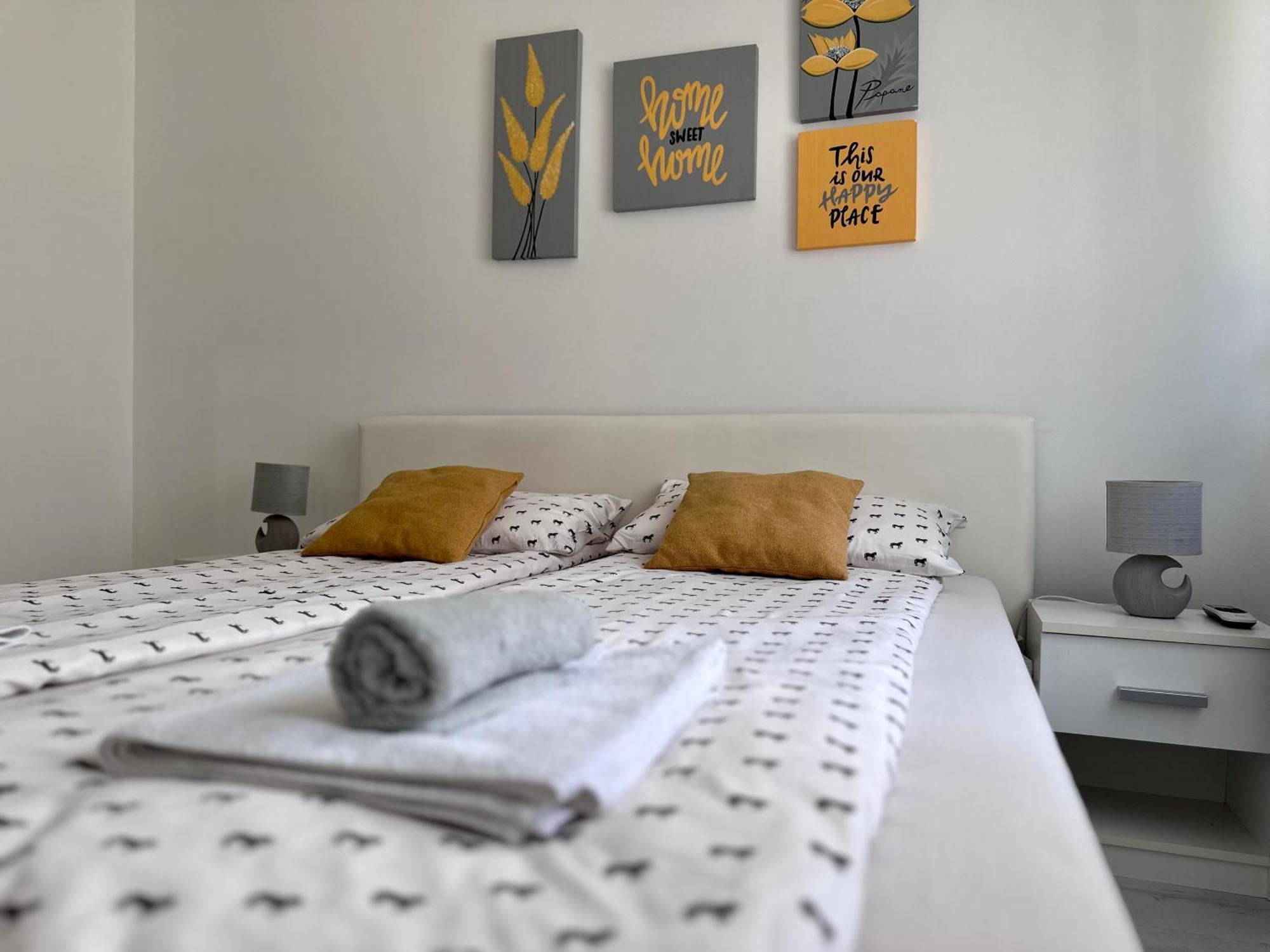 Greylux Heart Of Oldtown Sarajevo Apartment Bagian luar foto