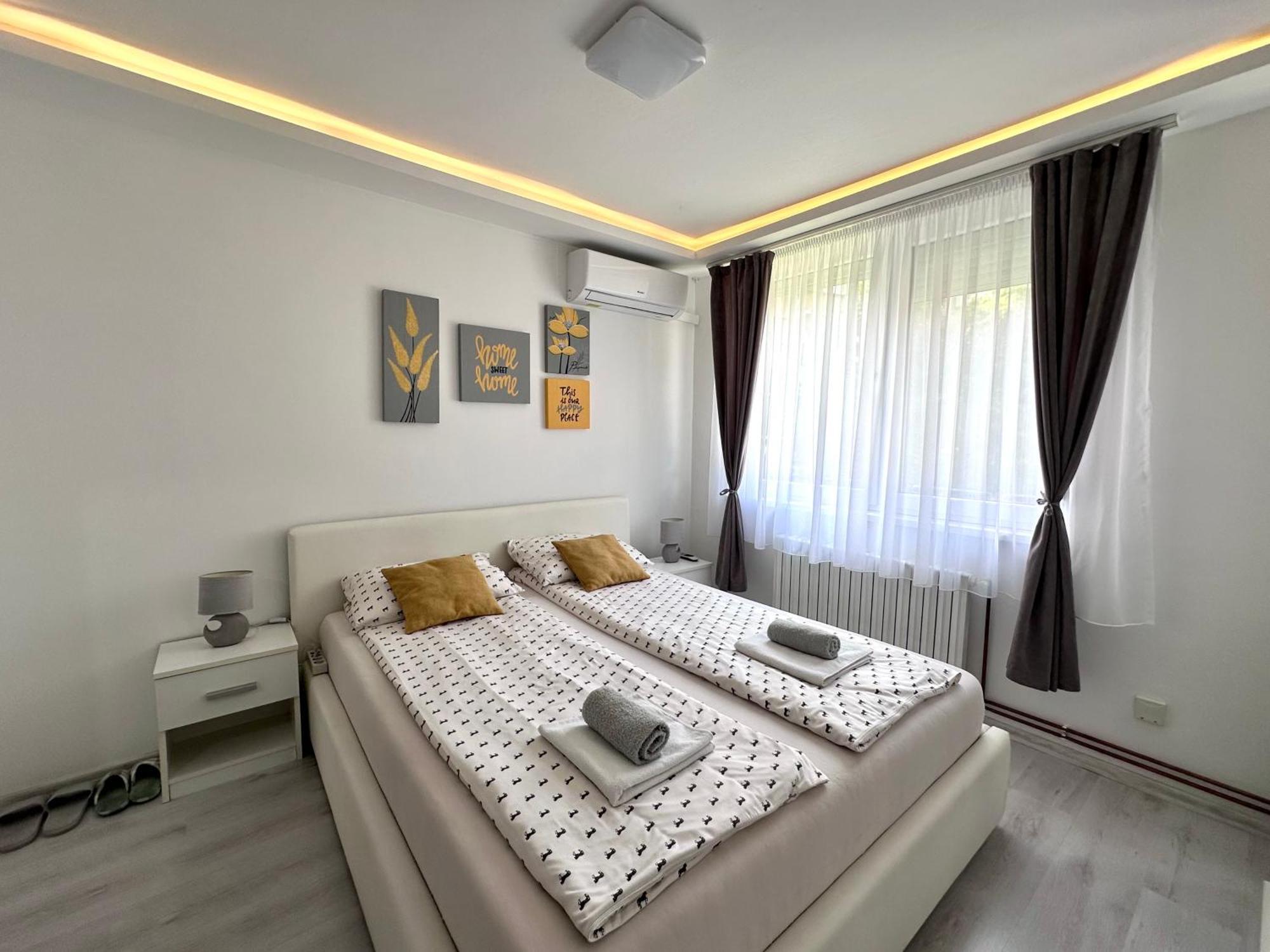 Greylux Heart Of Oldtown Sarajevo Apartment Bagian luar foto